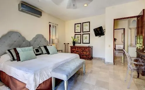 Pousada Xaman Ha -steps From The Playa del Carmen