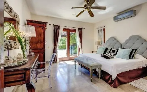 Xaman Ha -steps From The Playa del Carmen