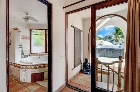 Xaman Ha -steps From The Pousada Playa del Carmen